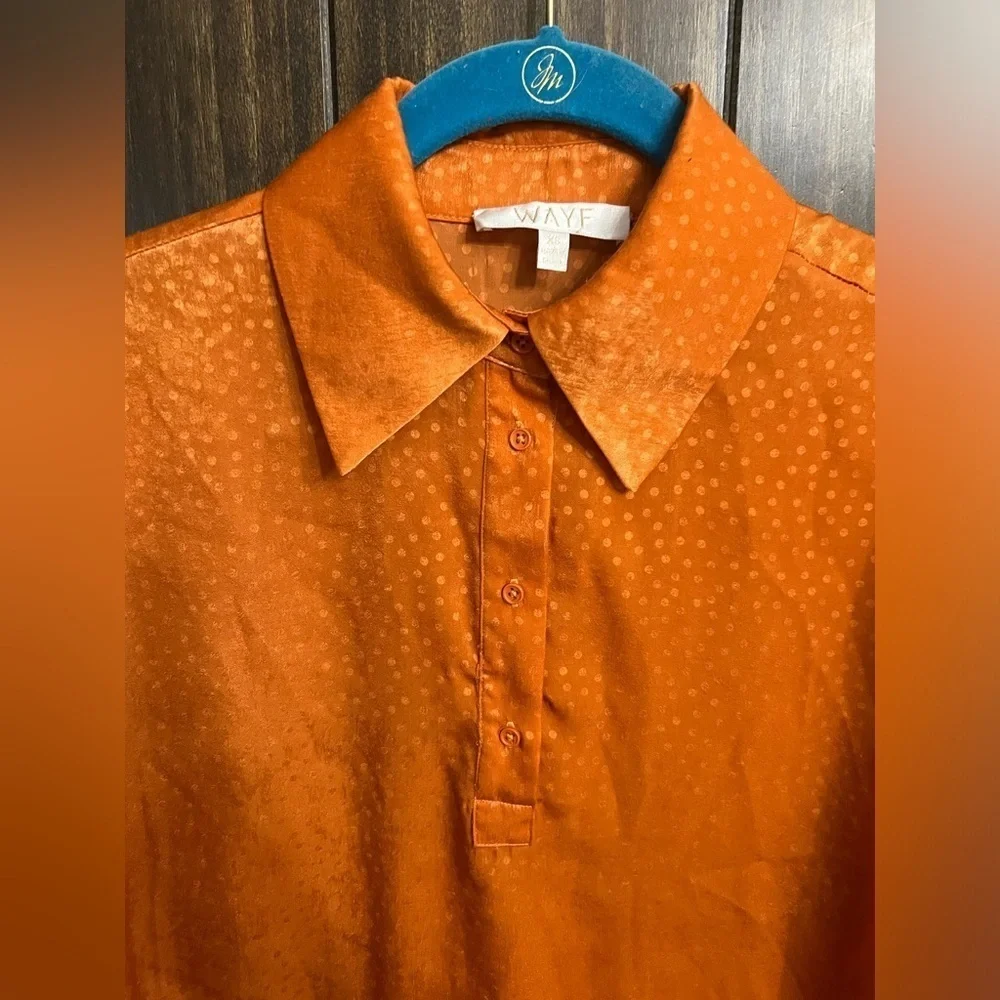 Wayf dress-Size: XS-Rusty Orange with buttons at the collar - Picture 6 of 14